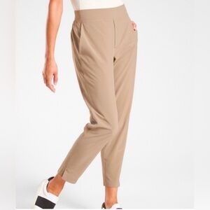 Athleta Brooklyn Ankle pant size 4-excellent condition